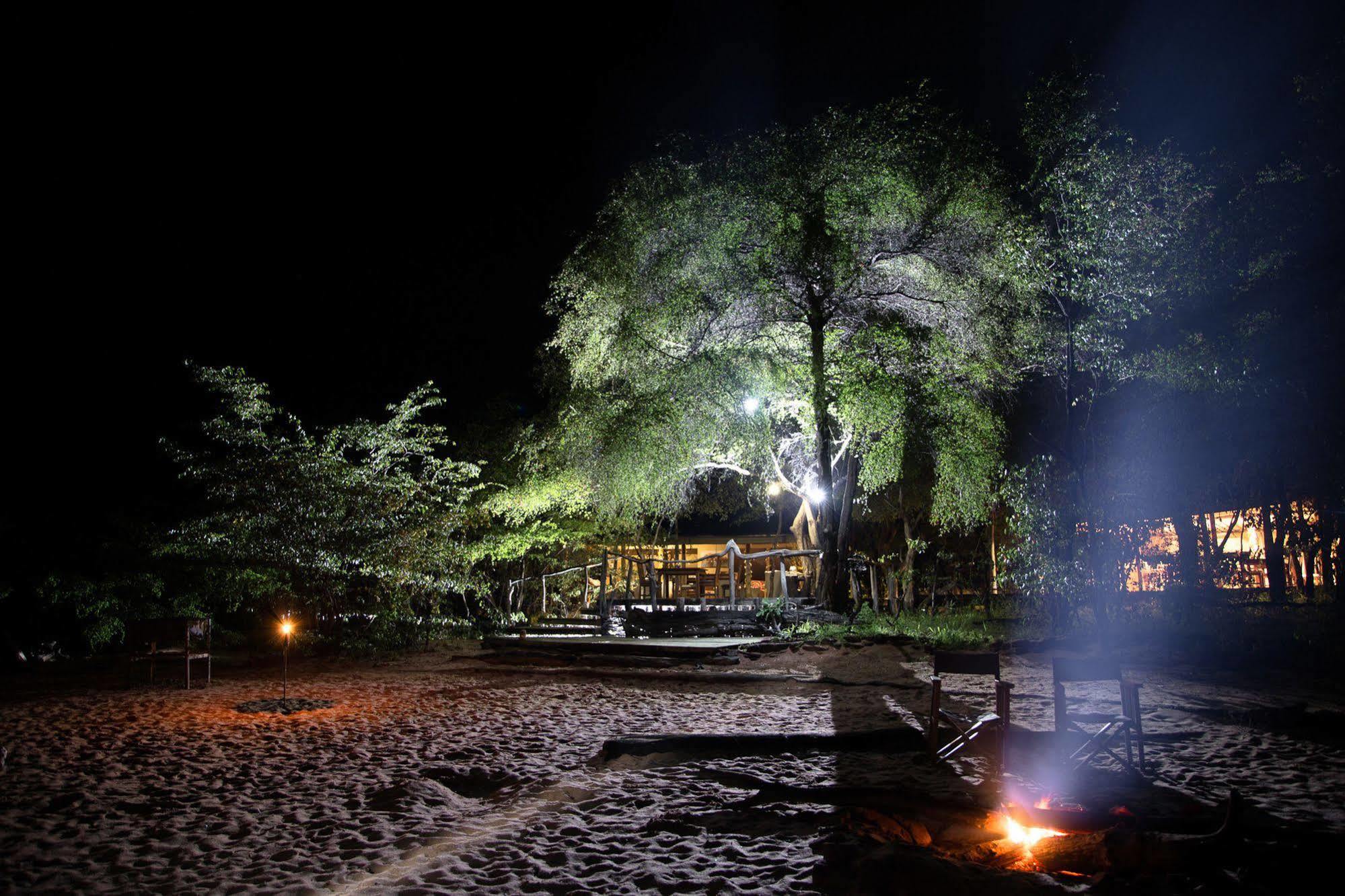 Changa Safari Camp Matusadona National Park Esterno foto